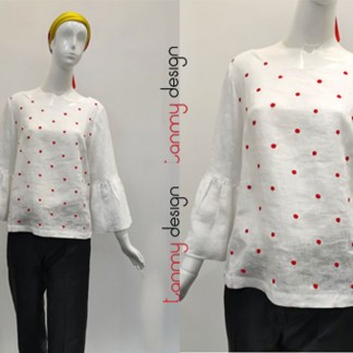  Áo linen cổ tròn tay loe thêu chấm đỏ PAOLA POLKA